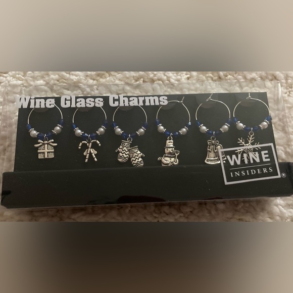 NWOT Christmas holiday wine glass charms set of 6 silver/blue - Picture 5 of 8
